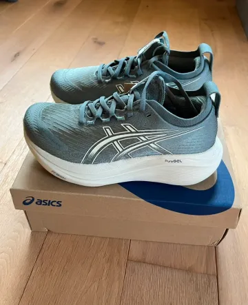 Used Asics Gel Nimbus 27 bike — image 5 of 9