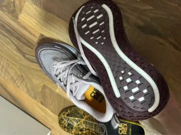 Used Nike ZoomX bike — image 3 of 4