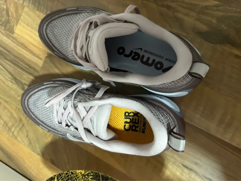 Used Nike ZoomX bike — image 2 of 4