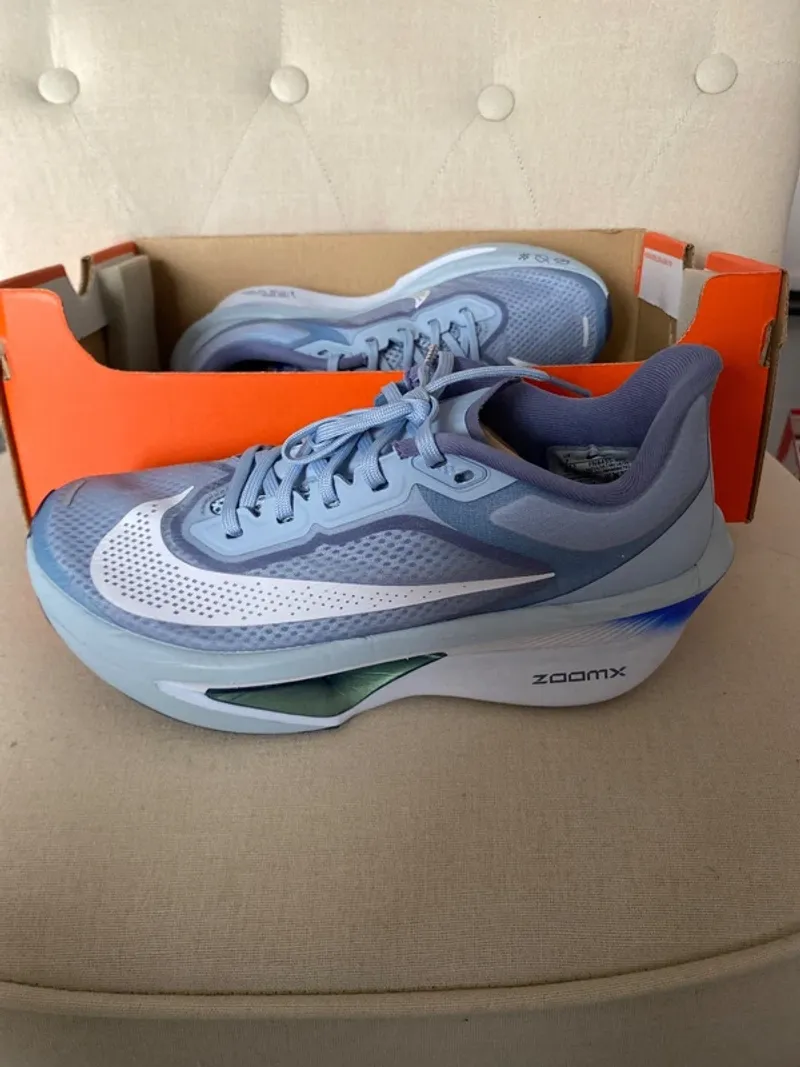 Used Nike Zoom Fly 6 Running Shoes