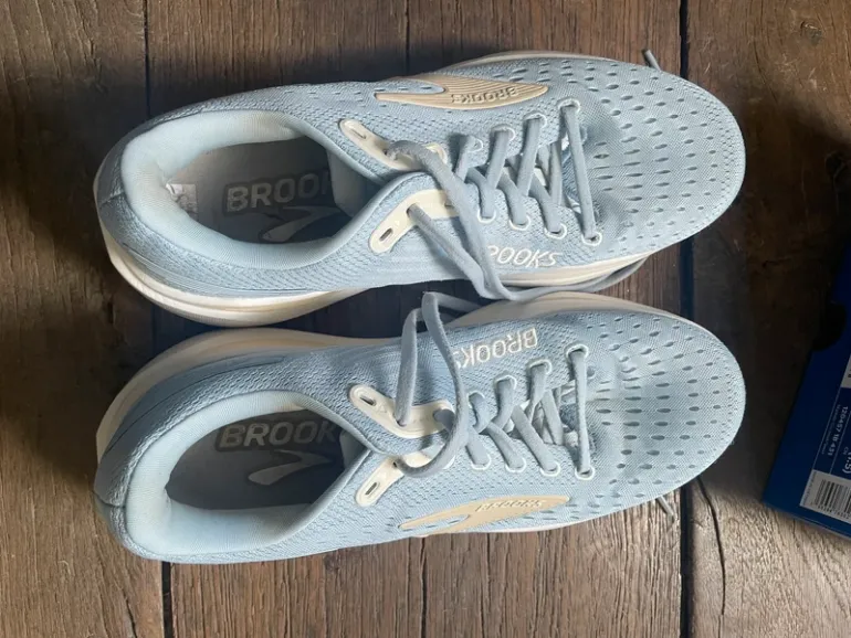 Used Brooks Ghost Max 3 bike — image 3 of 4