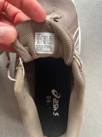 Used Asics GEL SONOMA bike — image 9 of 11