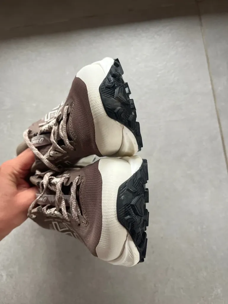 Used Asics GEL SONOMA bike — image 8 of 11