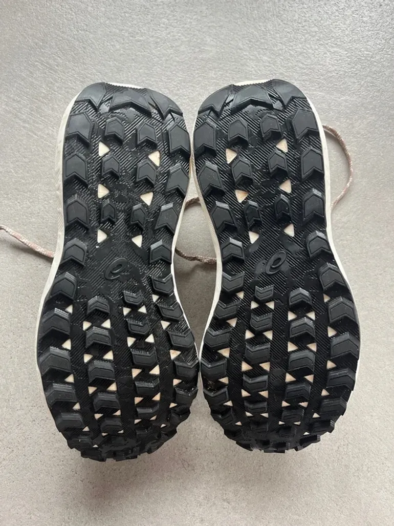 Used Asics GEL SONOMA bike — image 6 of 11