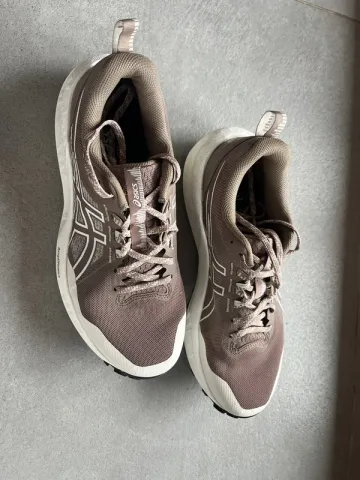 Used Asics GEL SONOMA bike — image 1 of 11