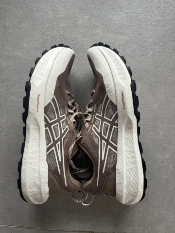 Used Asics GEL SONOMA bike — image 4 of 11