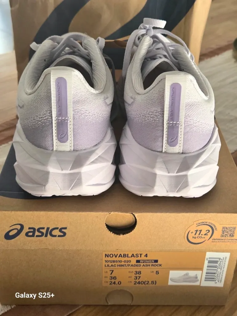 Brugt Asics Novablast 4 bike — billede 3 af 6