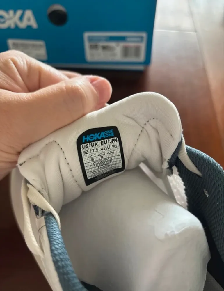 Used Hoka Kawana 3 bike — image 3 of 7