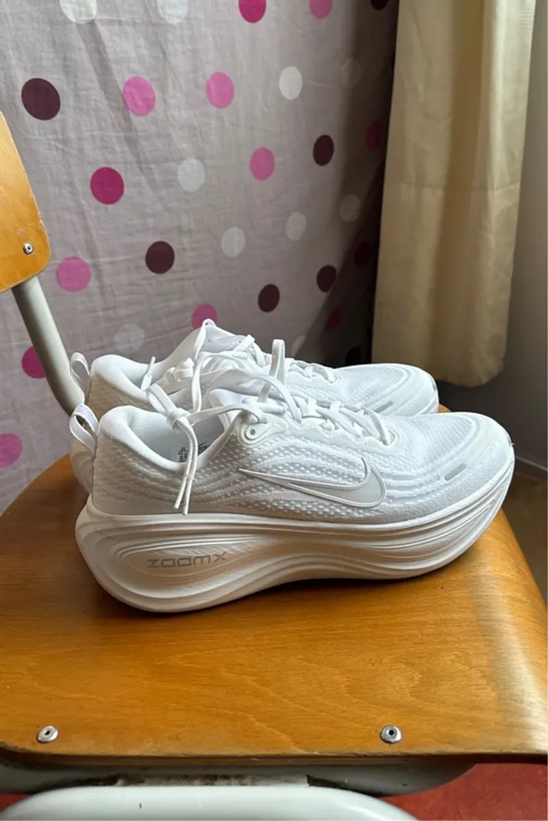 Gebrauchtes Nike Vomero Plus Running Shoes