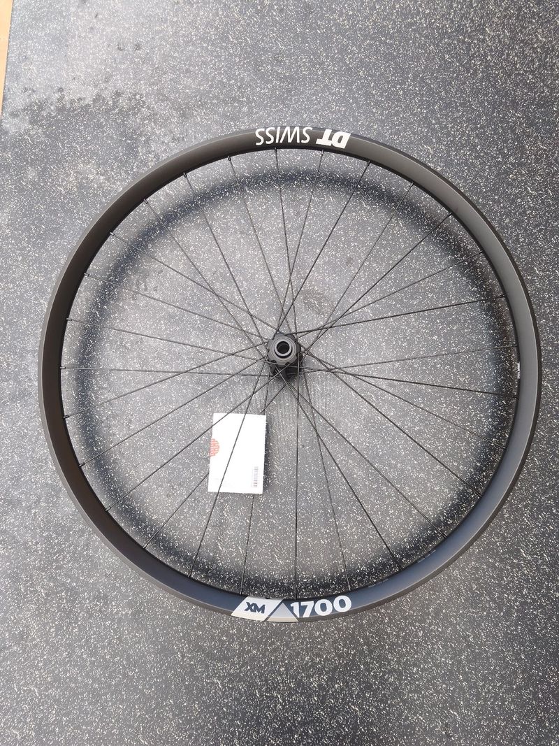 Dt Swiss XM 1700 29" CL Wheels d'occasion