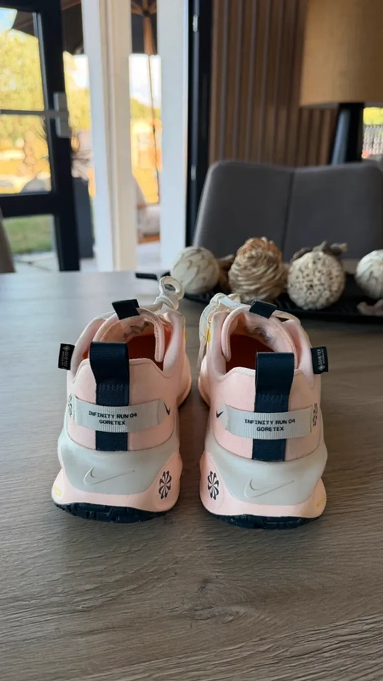Used Nike Infinity Run 4 Gore-Tex bike — image 5 of 6