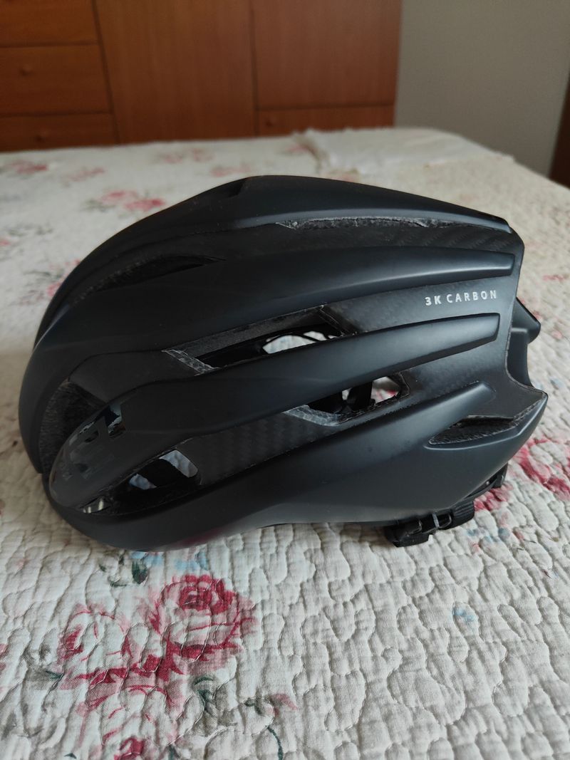 Used MET Trenta 3K Carbon Cycling Accessories