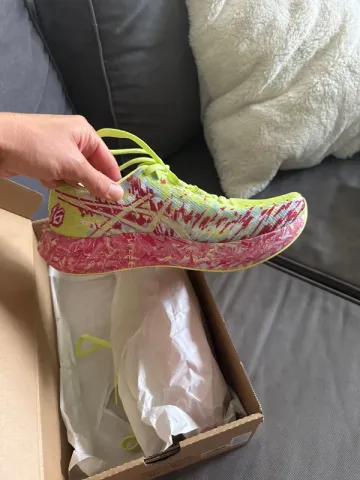 Used Asics Damenlaufschuhe bike — image 3 of 8