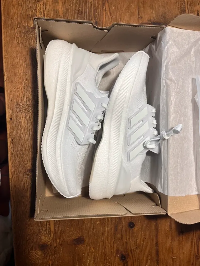 Used Adidas Ultraboost 5 W Running Shoes