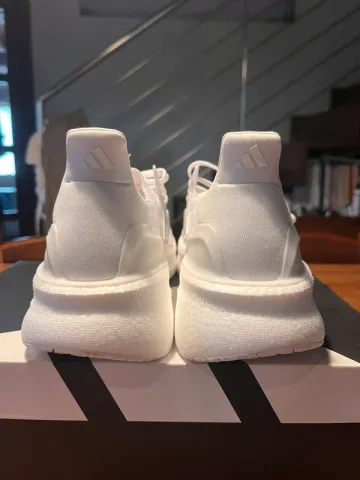 Used Adidas Ultraboost 5 W bike — image 5 of 6