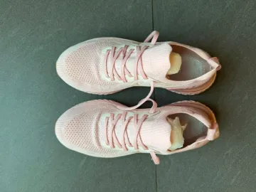 Used Nike Epic React Flyknit bike — image 6 of 11