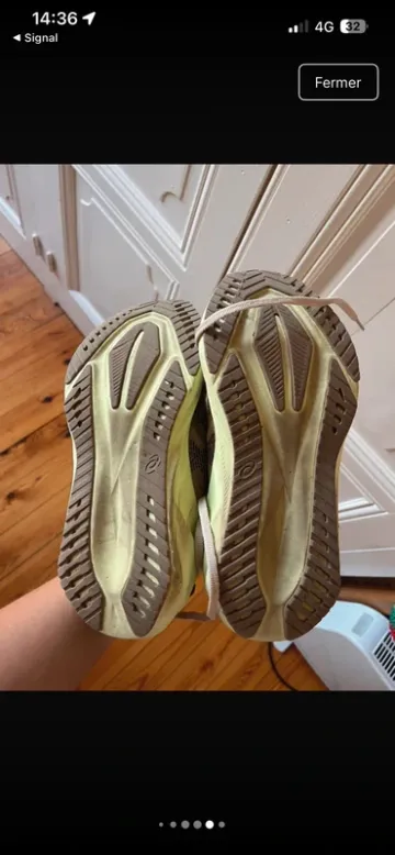 Used Asics Novablast 5 bike — image 5 of 6