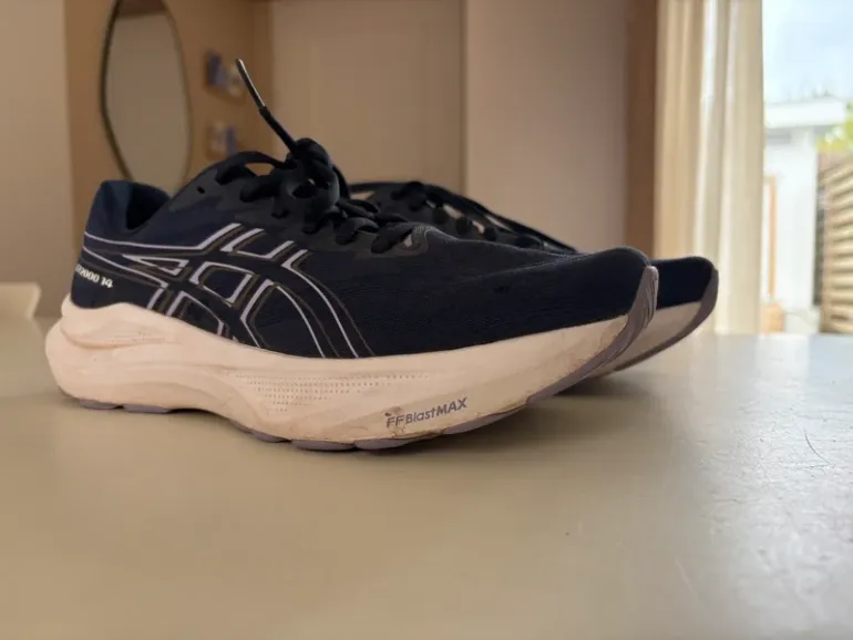 Gebrauchtes Asics GT-2000 14 bike — Bild 2 von 9