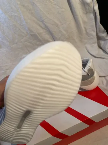 Used Adidas Hyperboost Edge bike — image 5 of 8