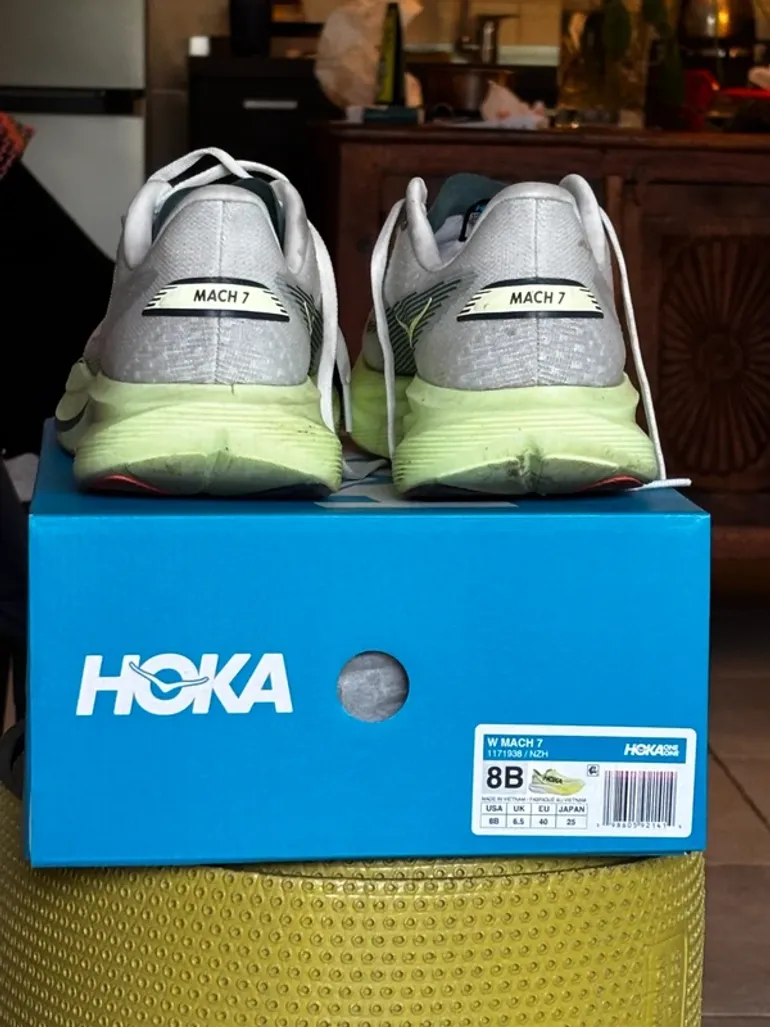Tweedehands Hoka Mach 7 bike — afbeelding 3 van 4