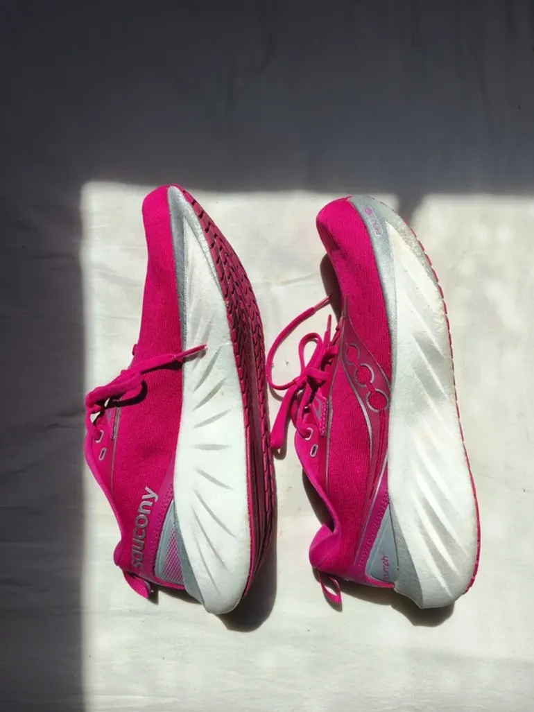 Used Saucony Triumph 22 bike — image 6 of 6