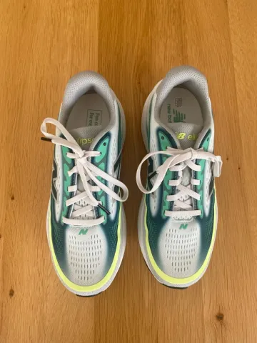 Gebrauchtes New Balance Ellipse V1 bike — Bild 1 von 6