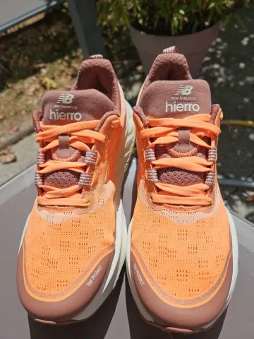 Used New Balance Hierro V9 bike — image 6 of 15