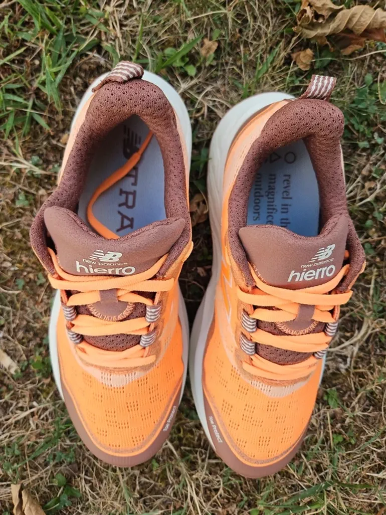 Used New Balance Hierro V9 bike — image 9 of 15