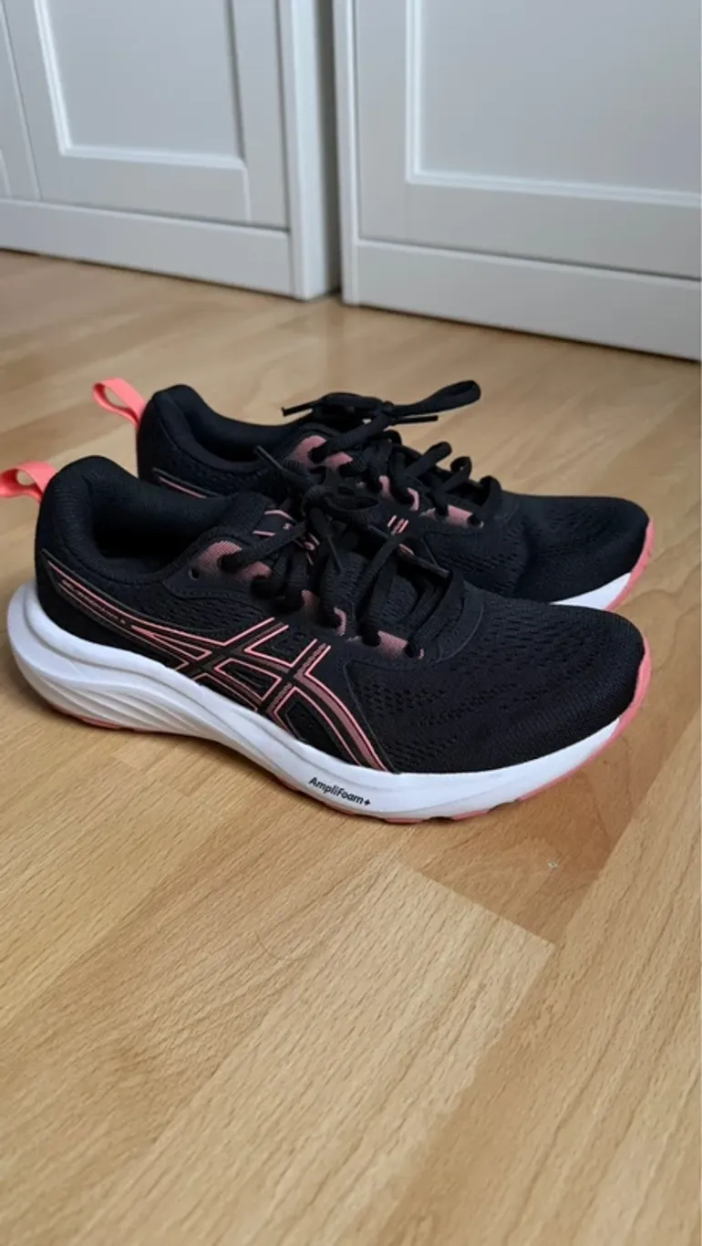 Ideal Asics Sneaker bike d'occasion — image 2 sur 4