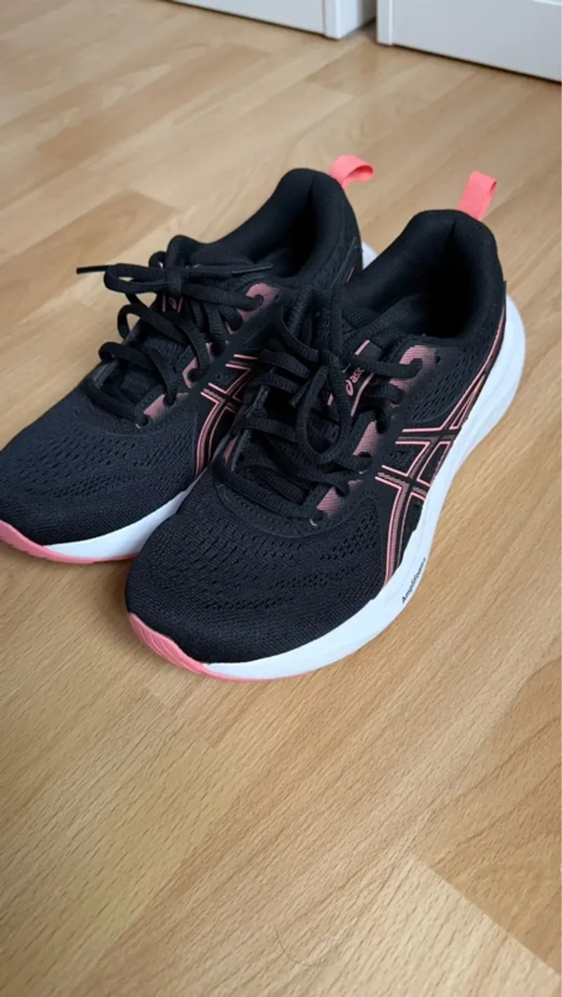 Gebrauchtes Ideal Asics Sneaker Running Shoes
