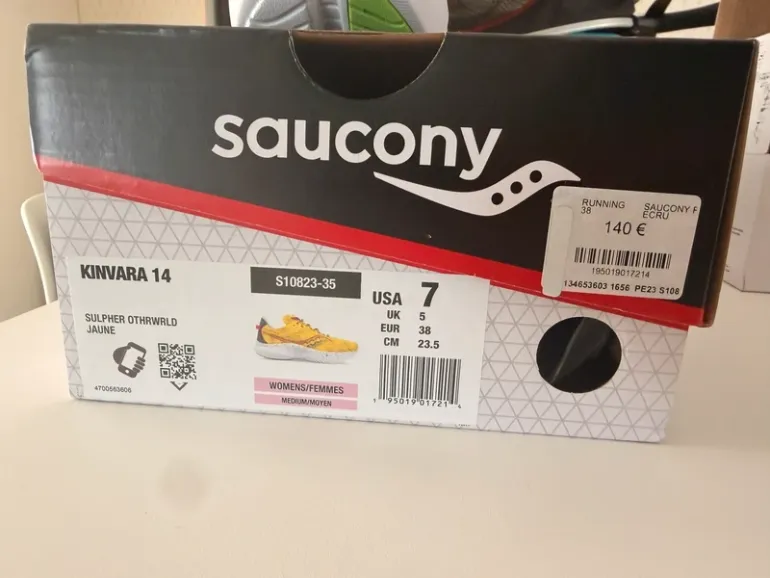 Saucony Running Shoes bike d'occasion — image 4 sur 5