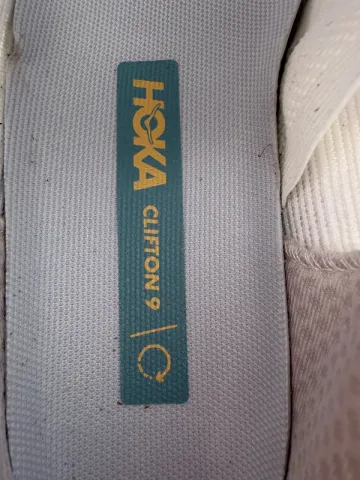 Hoka Clifton 9 bike d'occasion — image 6 sur 7
