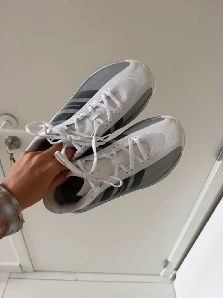 Adidas Hyperboost bike d'occasion — image 3 sur 8