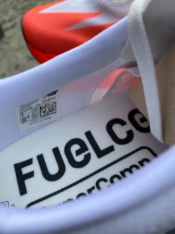 New Balance Running Shoes bike d'occasion — image 10 sur 10