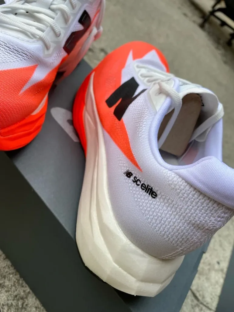 New Balance Running Shoes bike d'occasion — image 8 sur 10