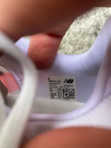 New Balance Running Shoes bike d'occasion — image 6 sur 10