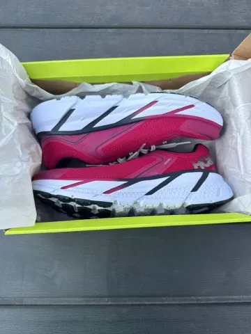 Used Rose Hoka Running Shoes bike — image 3 of 11