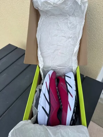 Used Rose Hoka Running Shoes bike — image 4 of 11