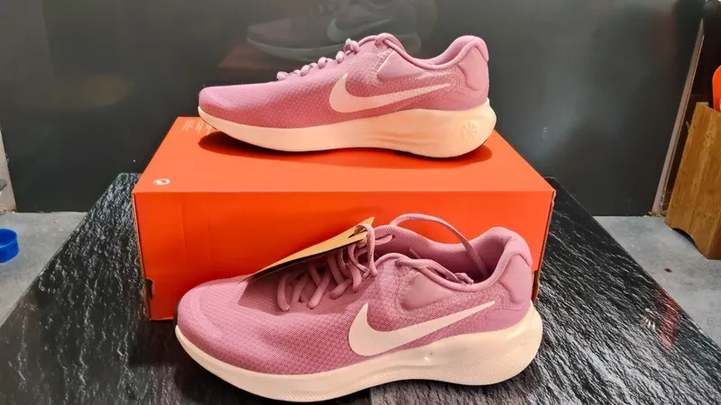 Gebrauchtes Nike Revolution 7 Running Shoes