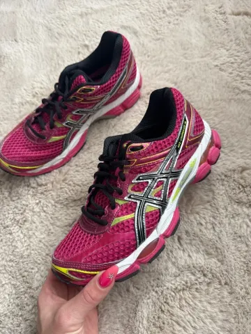 Used Asics Gel Cumulus 16 bike — image 2 of 6