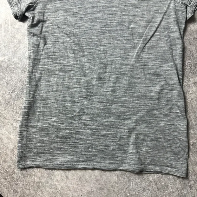Used Lightweight Merino Wool T-Shirt bike — image 3 of 6