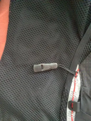 Used Salomon Gilet de sport course bike — image 8 of 10