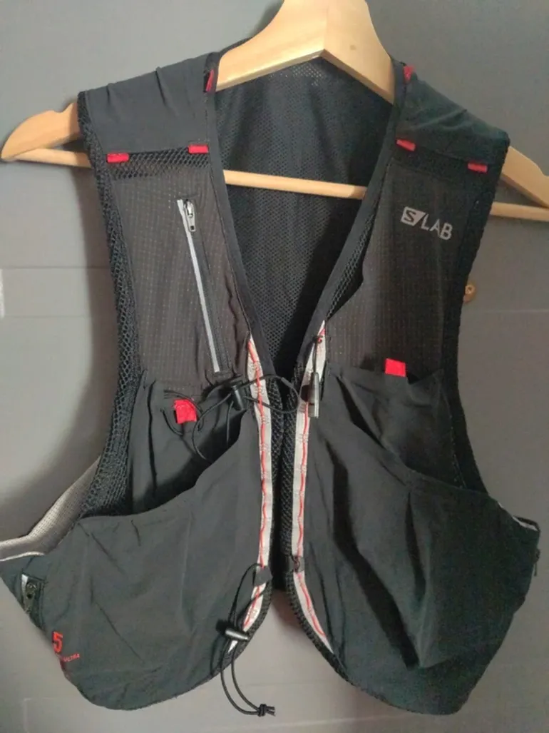 Used Salomon Gilet de sport course bike — image 2 of 10