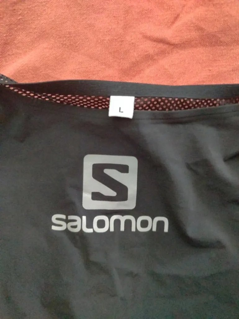 Used Salomon Gilet de sport course bike — image 5 of 10