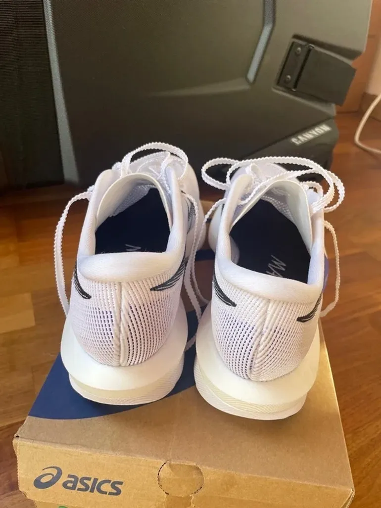 Used Asics Magic speed 5 bike — image 4 of 6