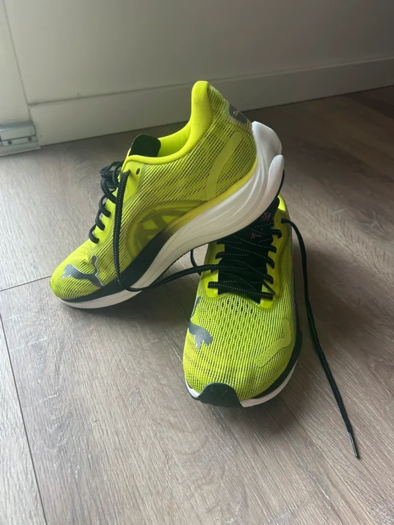 Used Nitro Velocity Running Shoes