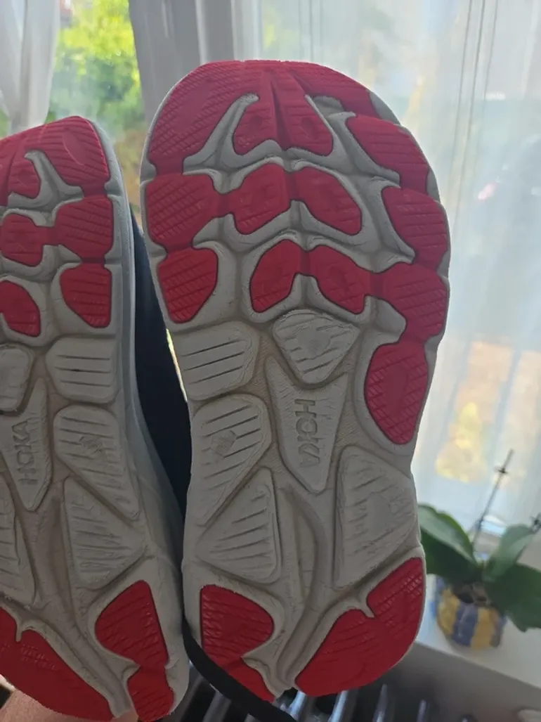 Used Hoka Clifton 10 bike — image 8 of 8