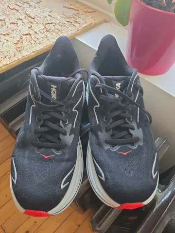 Used Hoka Clifton 10 bike — image 2 of 8