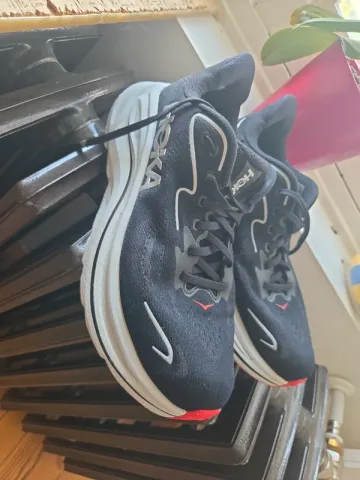 Used Hoka Clifton 10 bike — image 1 of 8