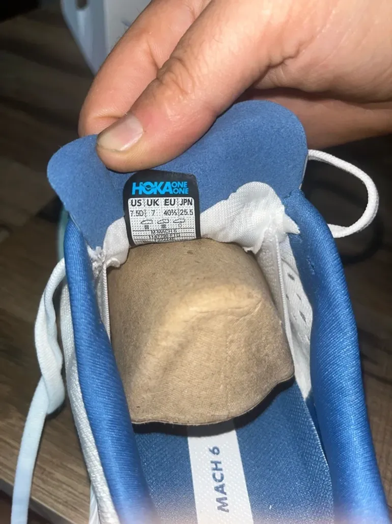 Used Hoka Running Shoes bike — image 3 of 3